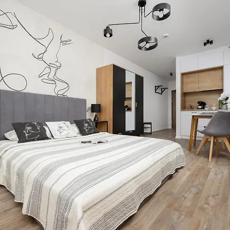 Przymorze Pretty & Pets Allowed By Renters *