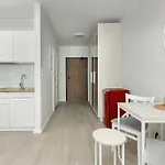 Przymorze Pretty & Pets Allowed By Renters Daire *