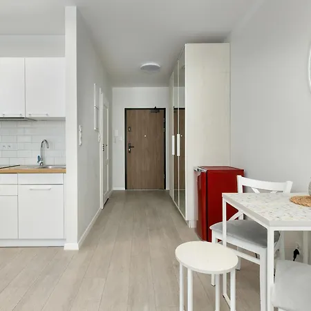 Przymorze Pretty & Pets Allowed By Renters شقة *